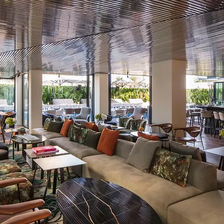 Nh Collection Hotel