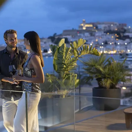 Nh Collection Hotel